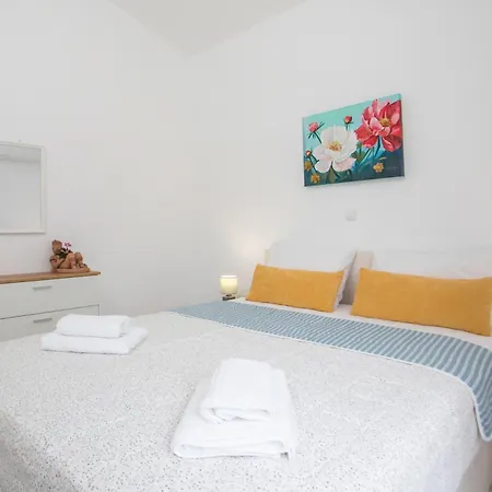 Margerita 2 Bedroom
