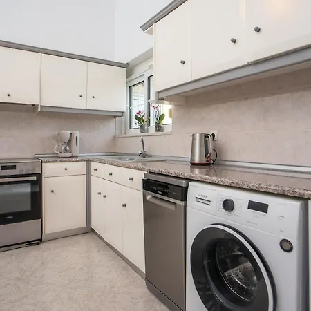Margerita 2 Bedroom Apartment Asgourou