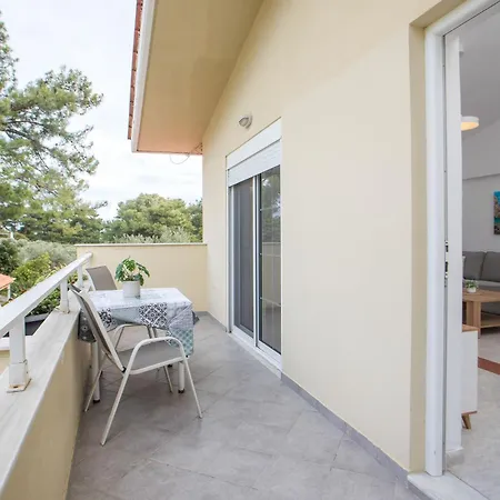 Margerita 2 Bedroom Apartment Asgourou