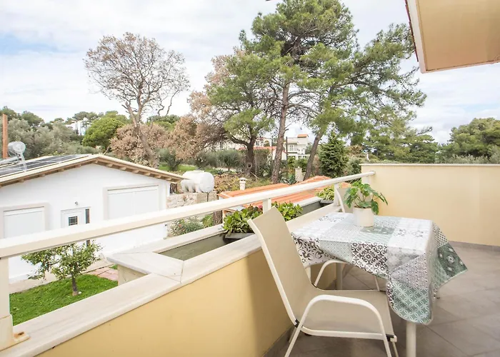 Margerita 2 Bedroom 公寓 *