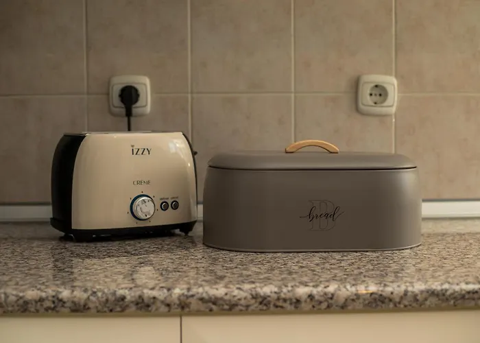 Apartment Margerita 2 Bedroom *